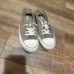 Converse Gray and White Sneakers Classic Style